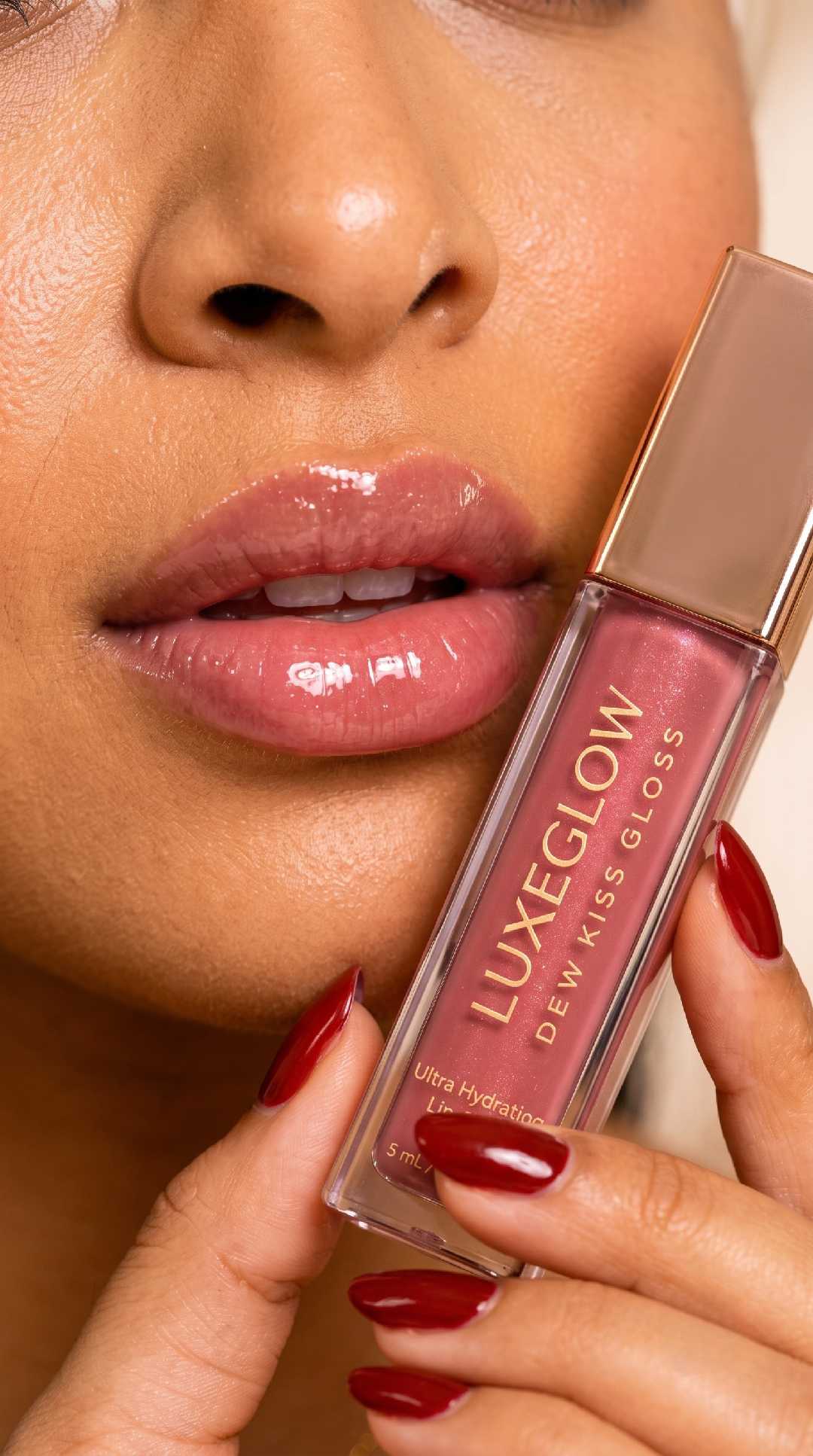LUXEGLOW DEW KISS GLOSS 5 mL